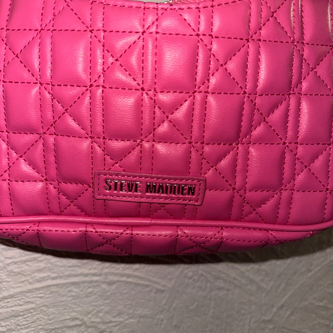 Rosa quiltad axelväska Steve Madden - 3