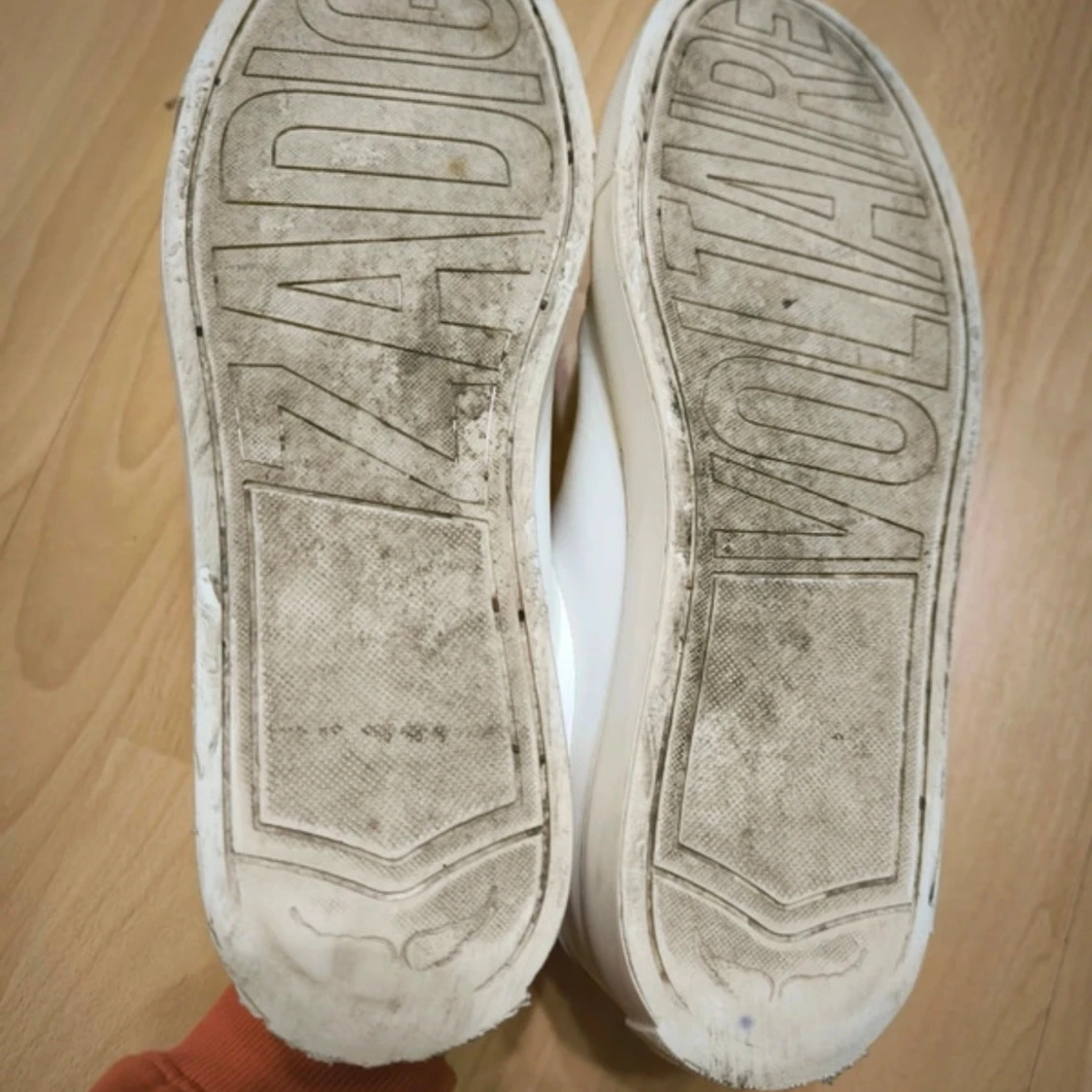 Vita sneakers från Zadig & Voltaire - 4