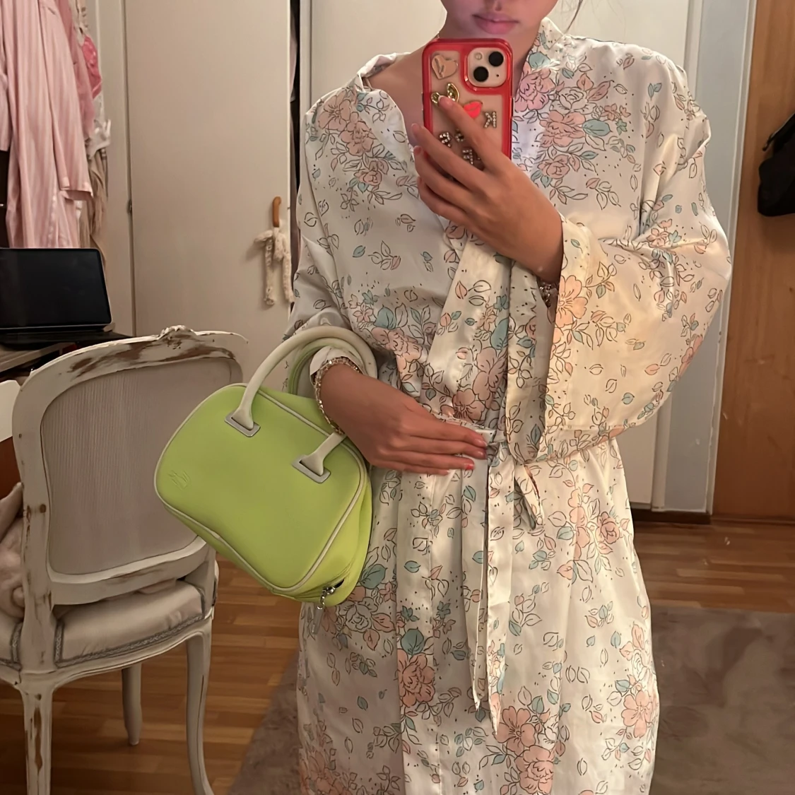 Ljusgrön handväska från Lacoste - 2