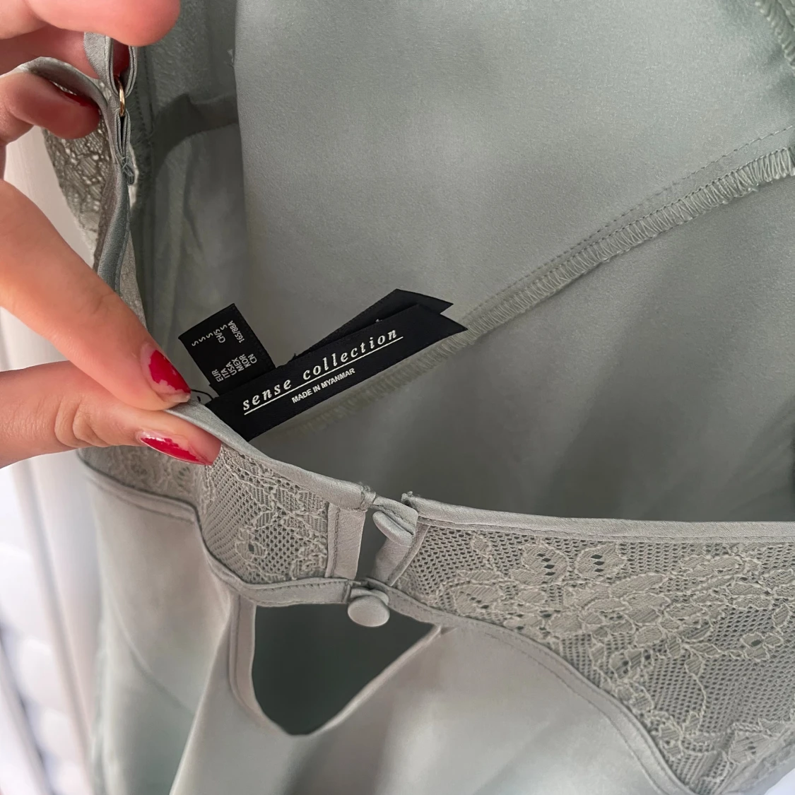 Fin grön klänning  - 4