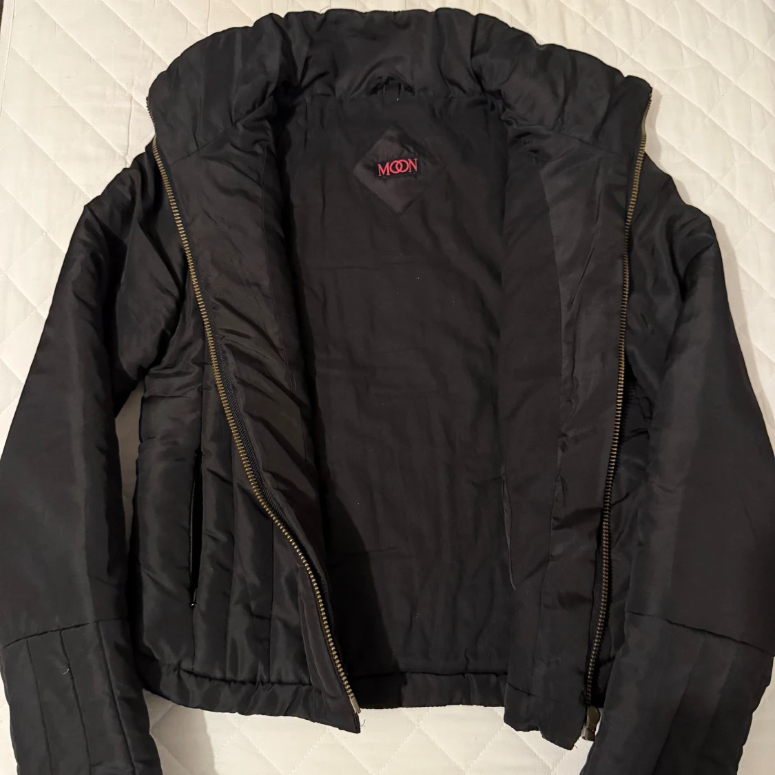 Svart pufferjacka från Moon - 1