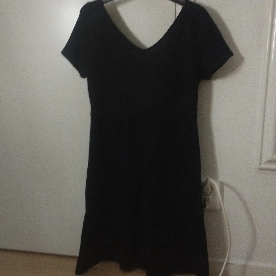 Svart kortärmad klänning från ONLY - 1