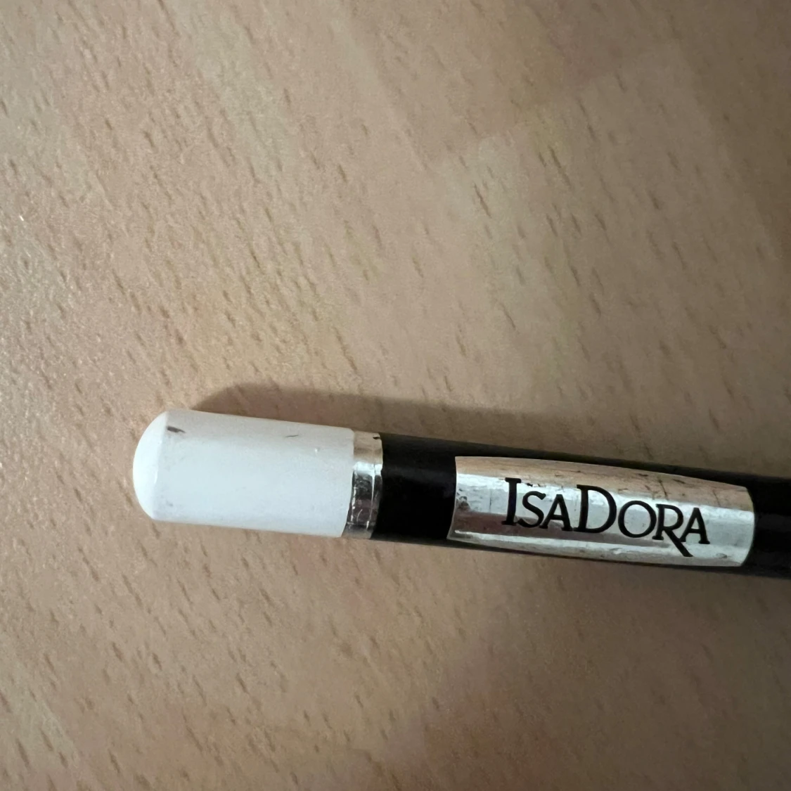 IsaDora Inliner Kajal 50 Satin White - 2