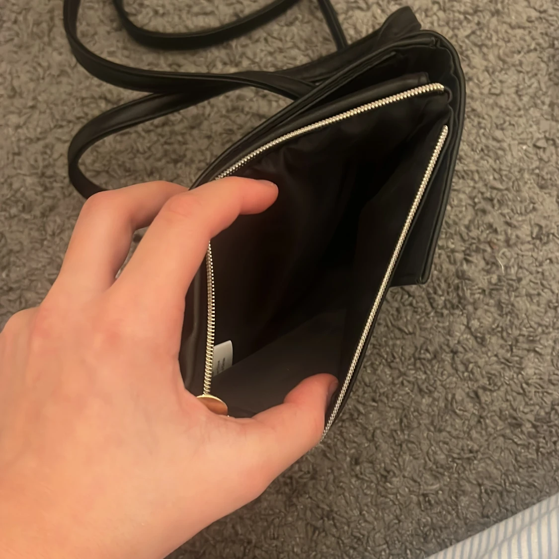 Svart axelväska från Rodier i skinn - 4