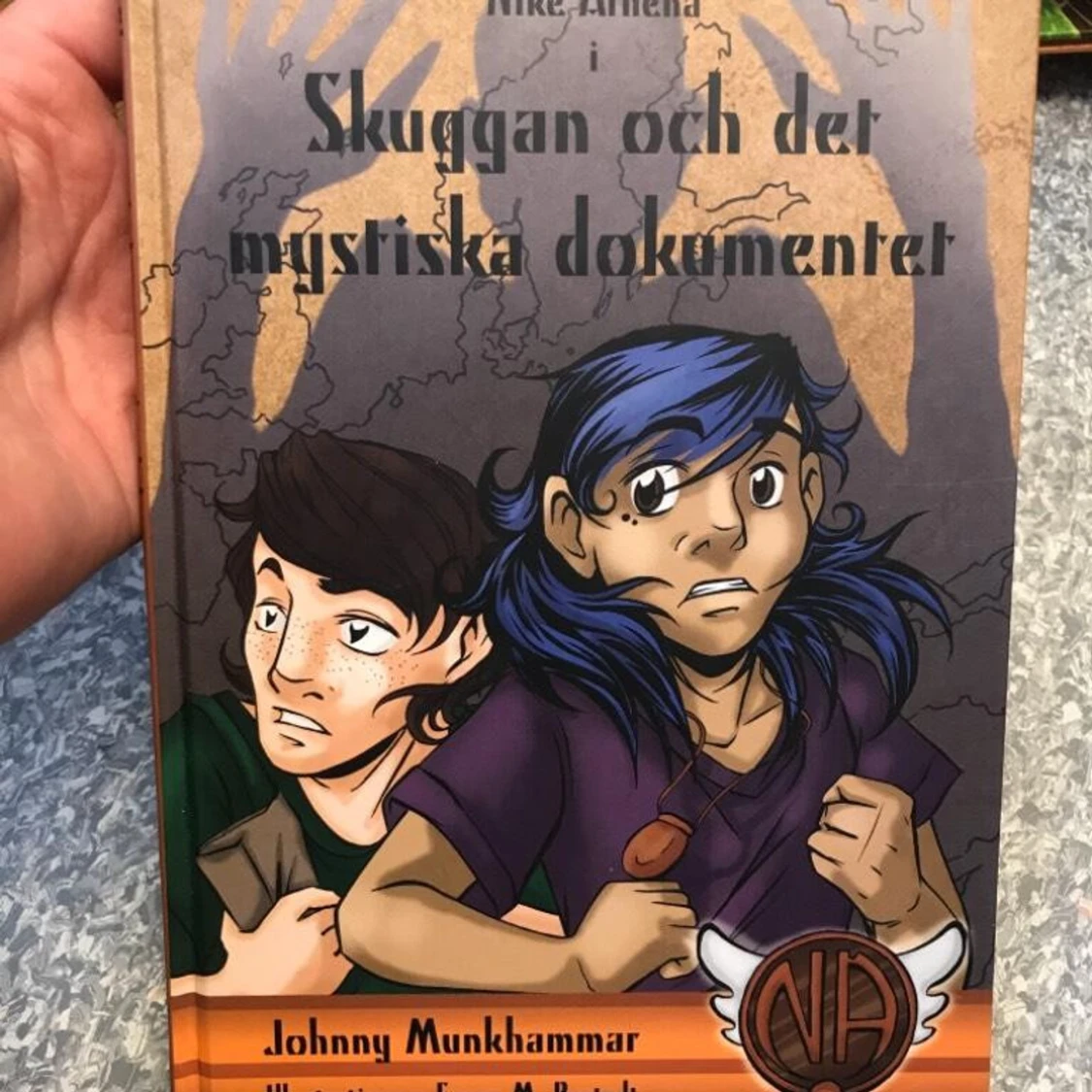 Skuggan och det mystiska dokumentet