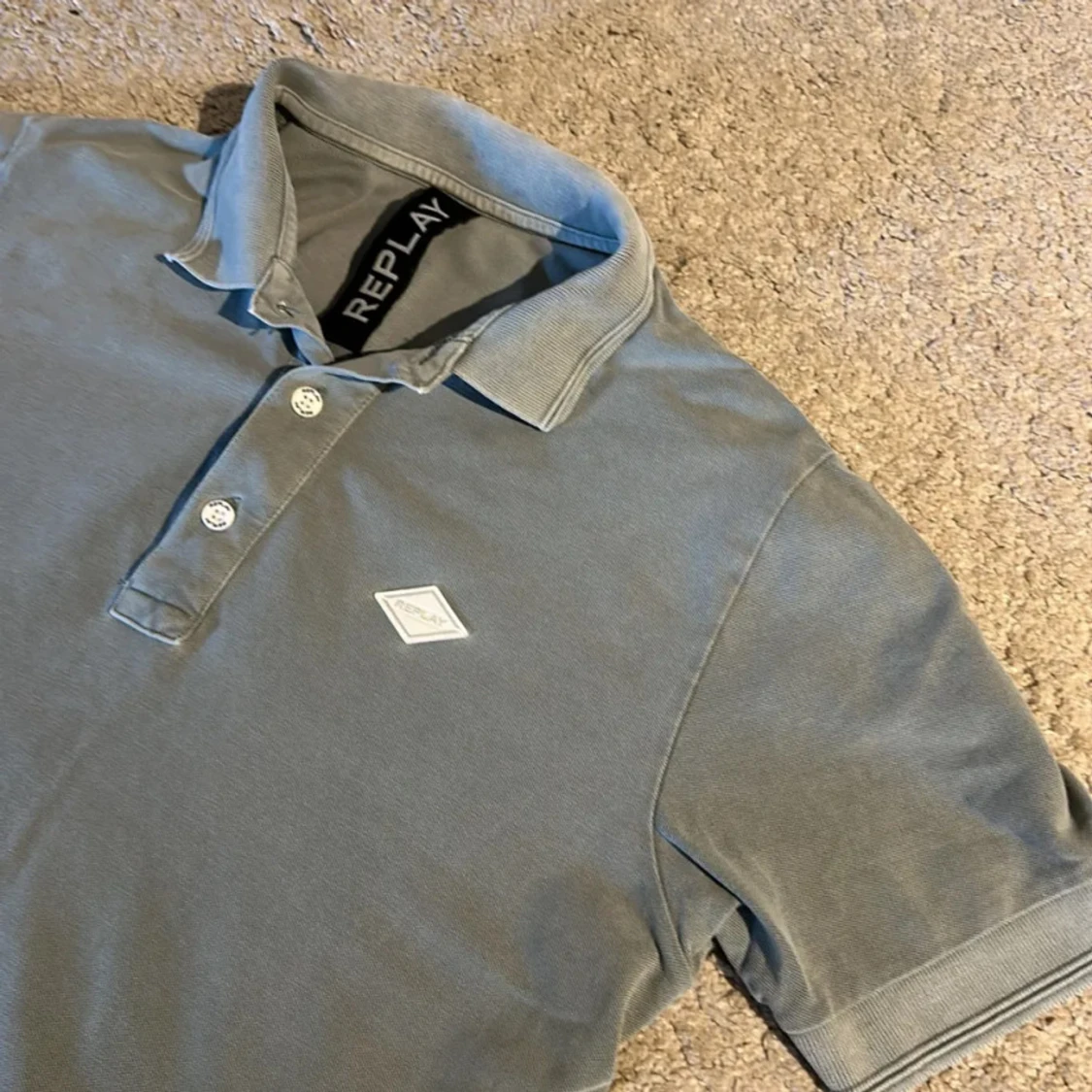Grå/grön Replay pikétröja med tryck