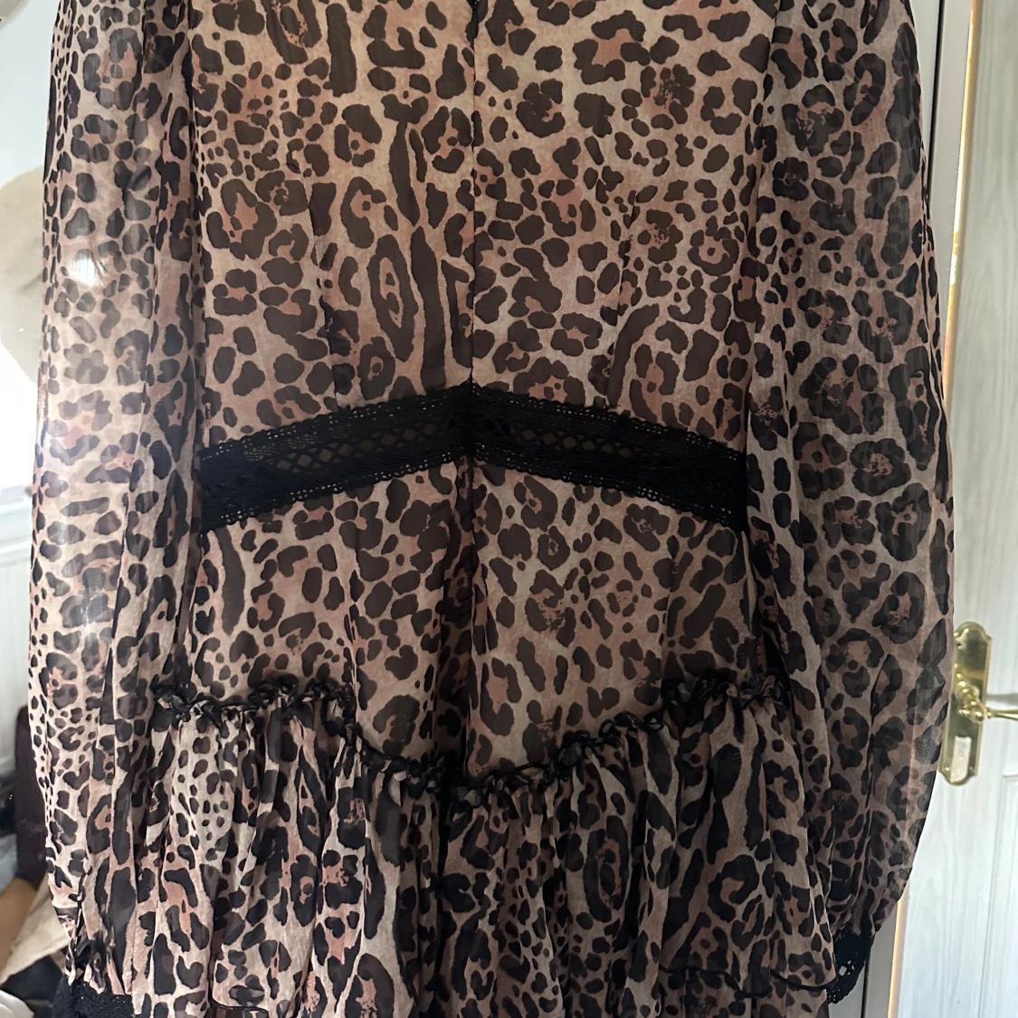 Leopardmönstrad kortklänning Golden Days - 1