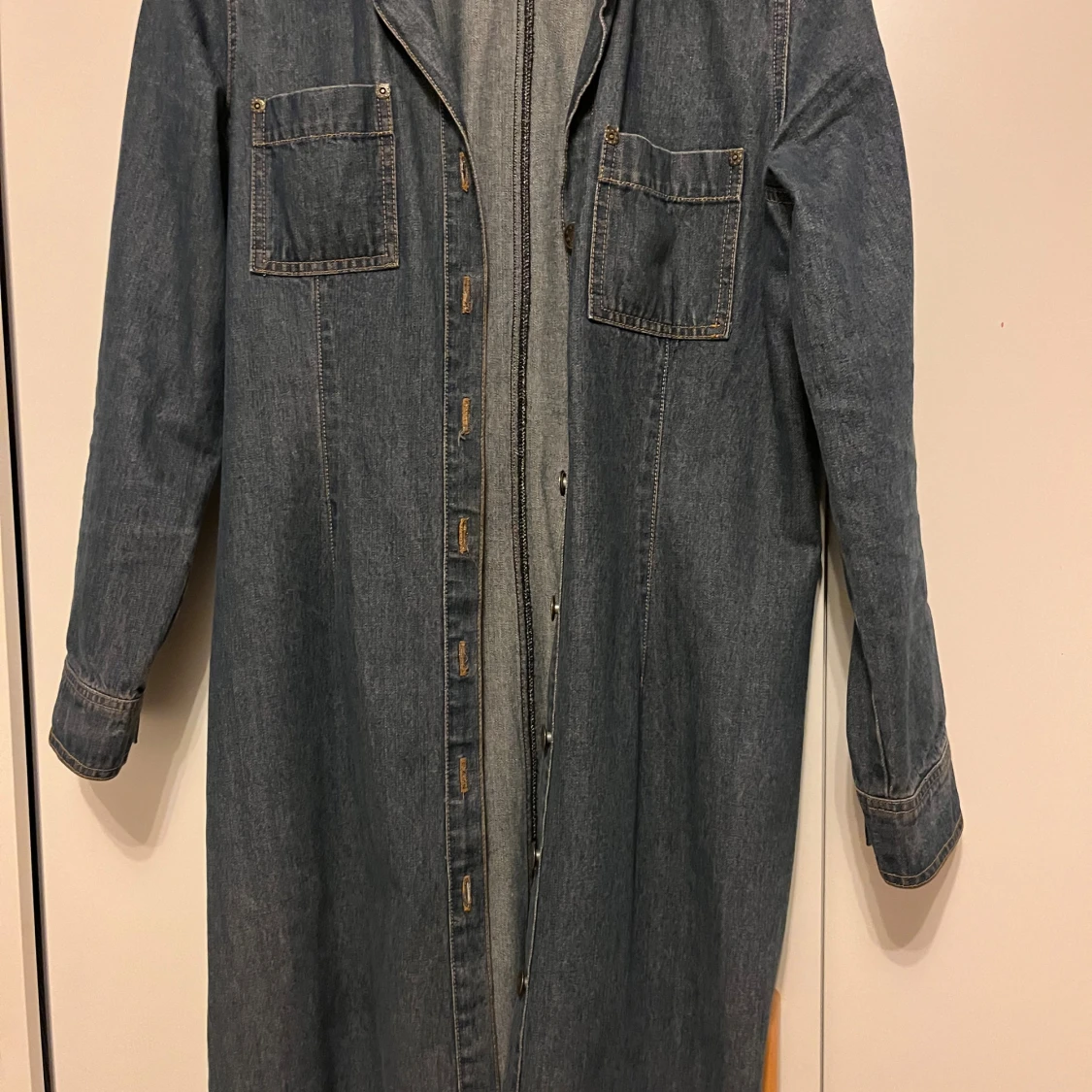 Lång jeansklänning från Lindex - 2