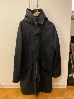 Whyred jacka - Whyredjacka i bra skick storlek 48 (M-L)