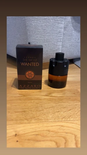 Azzaro the most wanted  - Azzaro the most wanted parfym, helt ny fick den i julklapp gillade inte lukten så säljare den. 100 ml flaska.