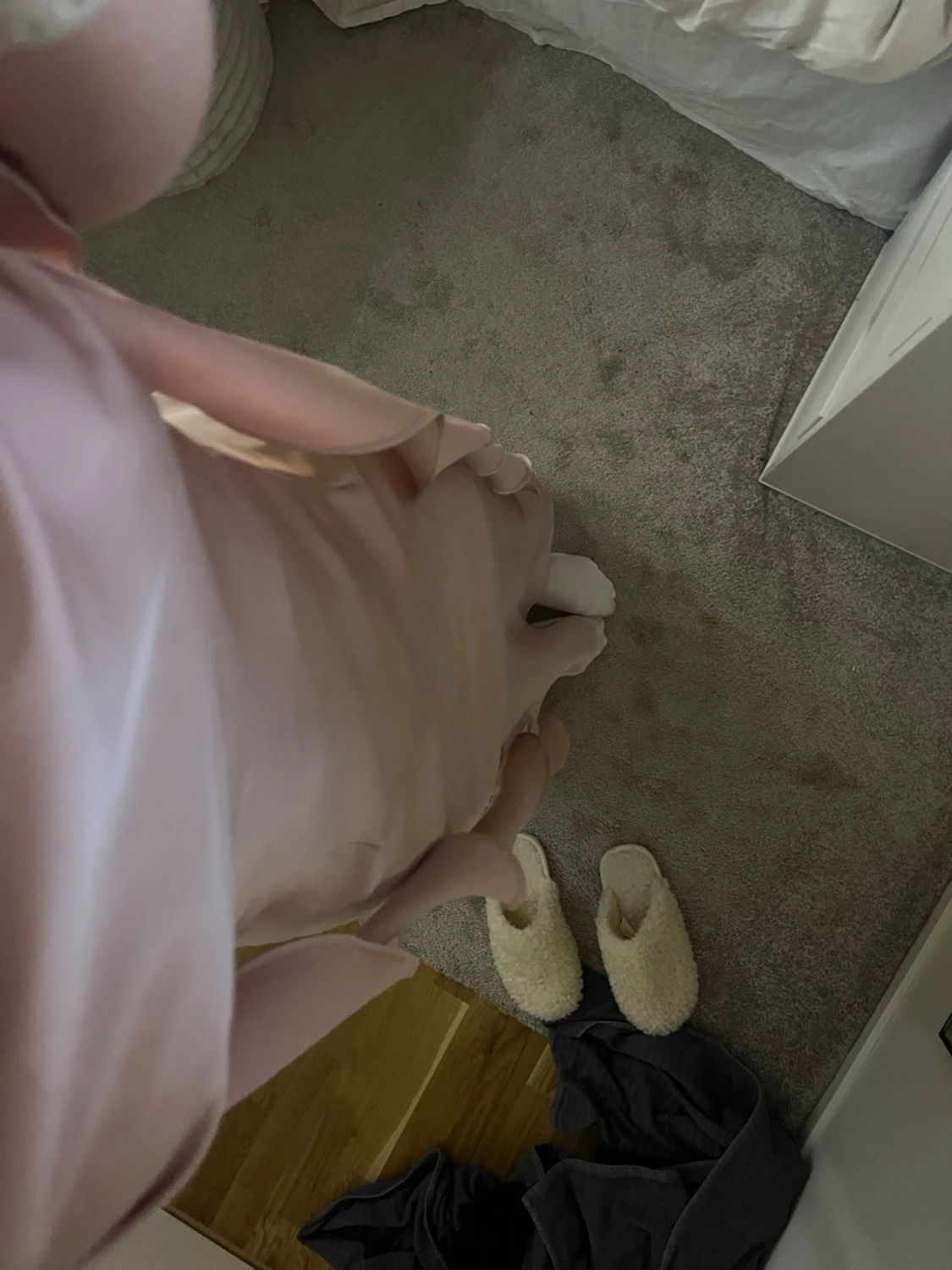 Ljus rosa siden klänning med flowiga volanger💕 - 5