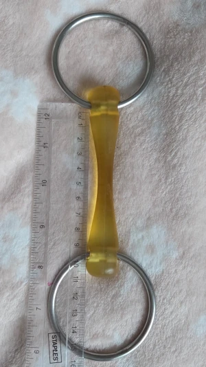 Gummibett 9cm - Gummibett 9cm. Se bild för mått.