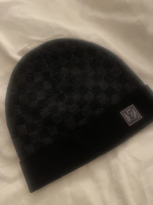 Mössa erbjudande - !!! SÄLJER ENDAST 1 FÖR DETTA PRIS DET ÄR ETT ERBJUDANDE!, först till kvarn!❗️, HELT NY SÅKLART