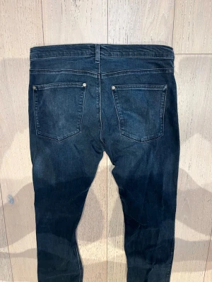 Acne jeans - Skick: 9/10 | 33/32 men sitter som 31/32 i slim fit 