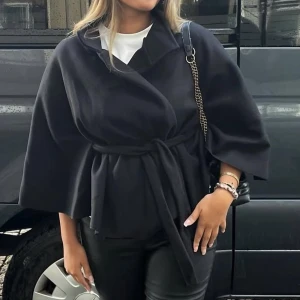 Missäy poncho - Fett snygg! Slutsåld ! Onesized