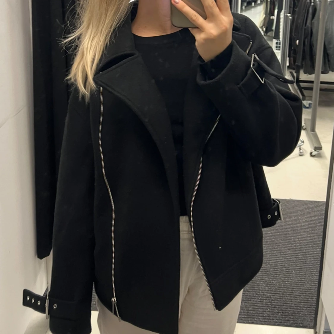 Svart bikerjacka NA-KD - 1