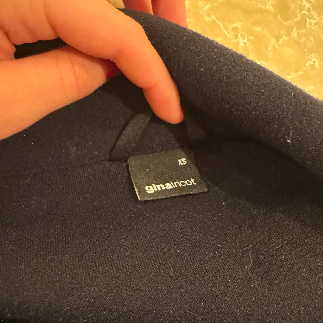 Svart kappa från Gina Tricot  - 1