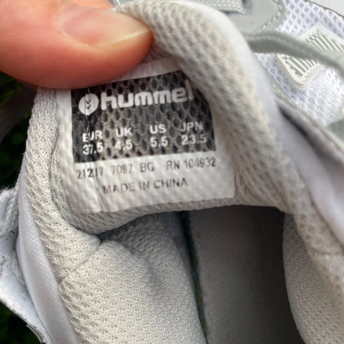 Vita sneakers från Hummel strl 37,5 - 2