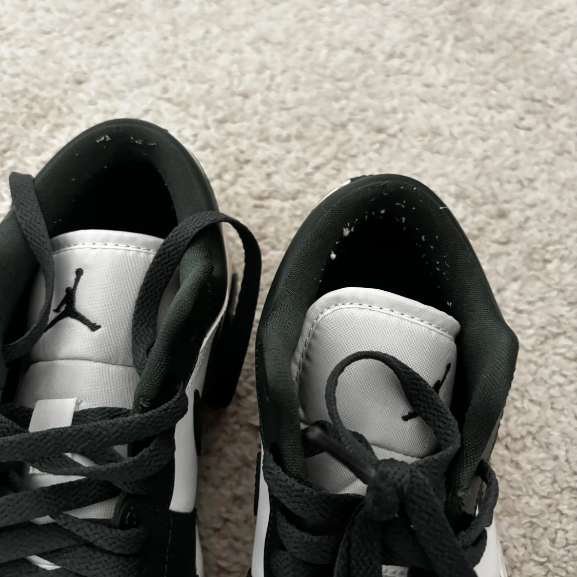 Nike Air Jordan 1 Low svart/vit - 2