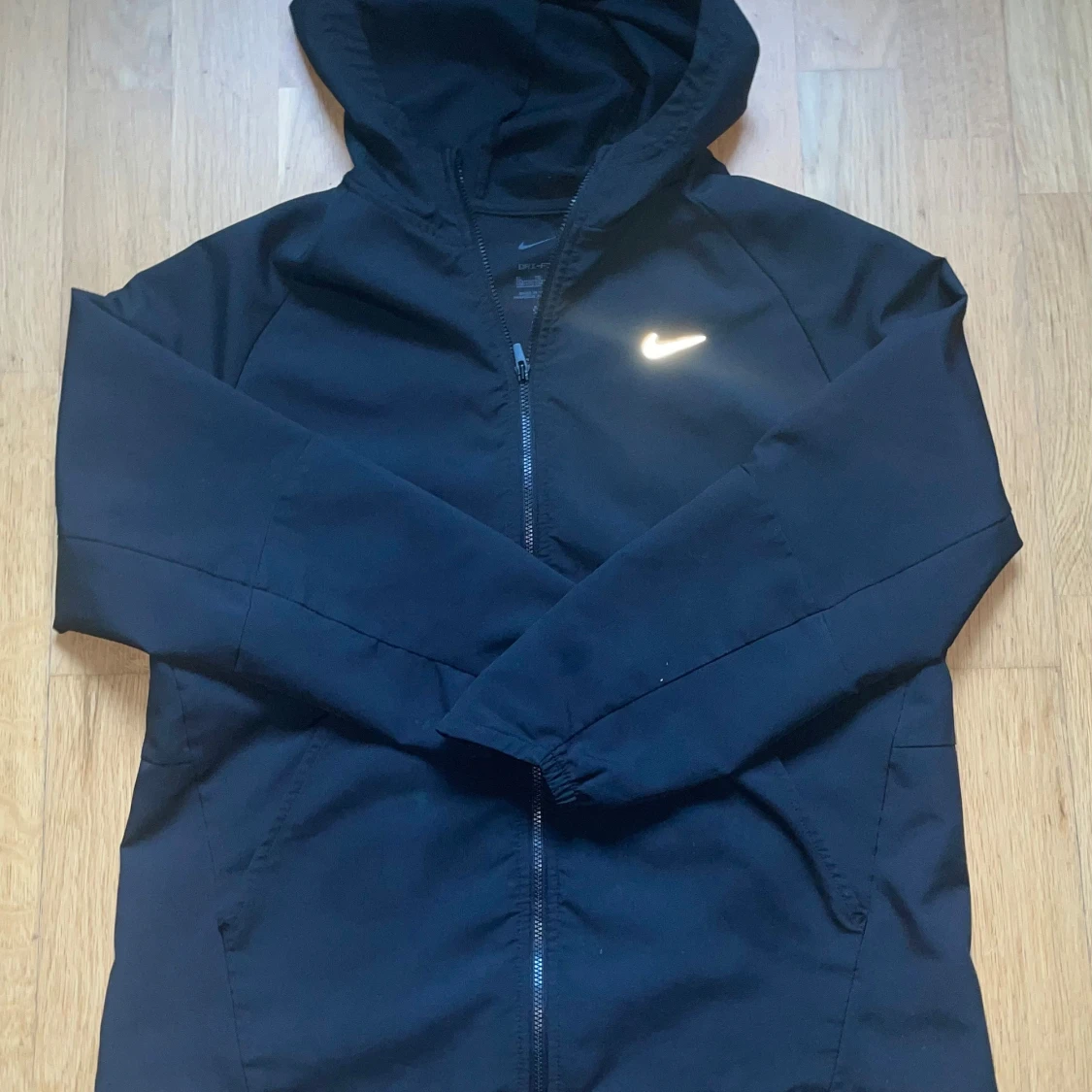 Nike windbreaker