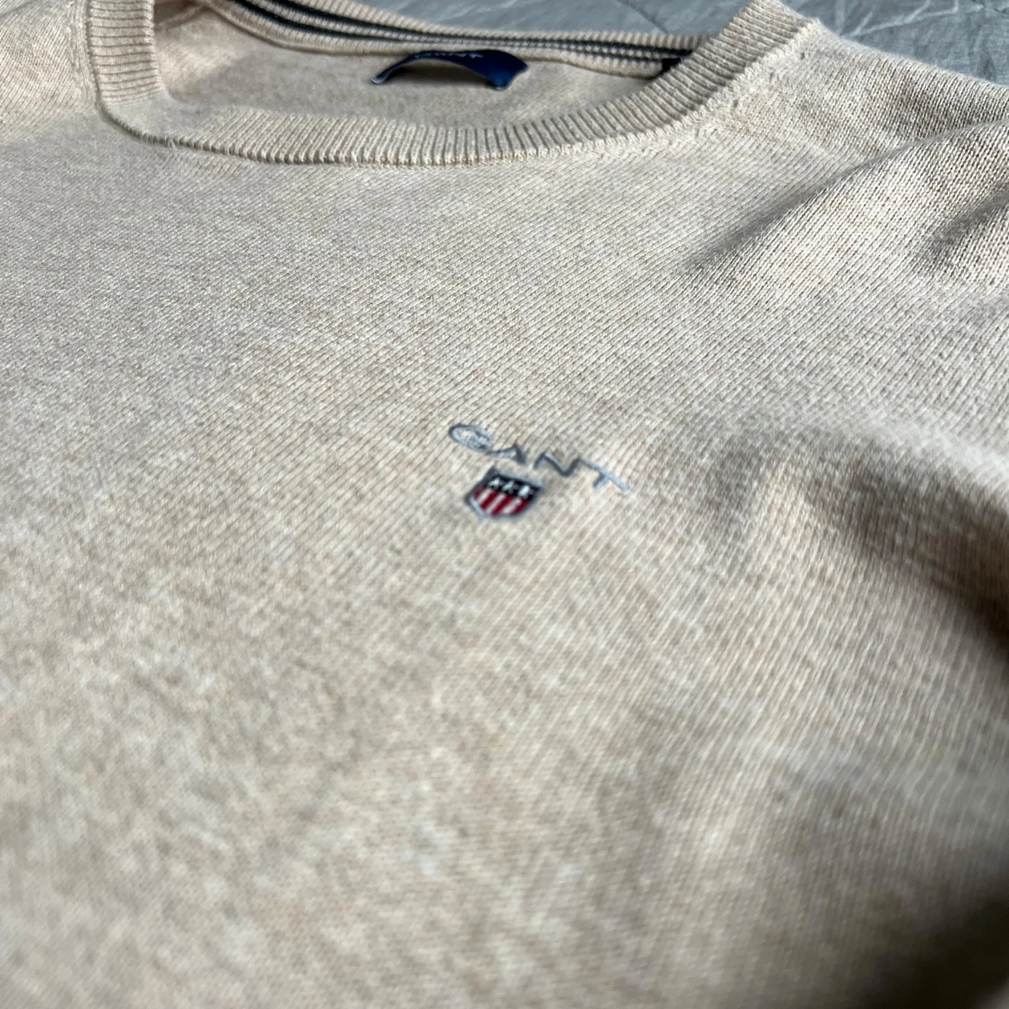 Beige stickad tröja från GANT - 4