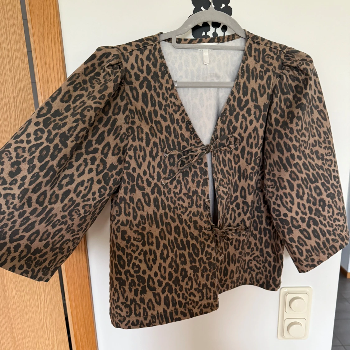Leopardmönstrad blusjacka från Object
