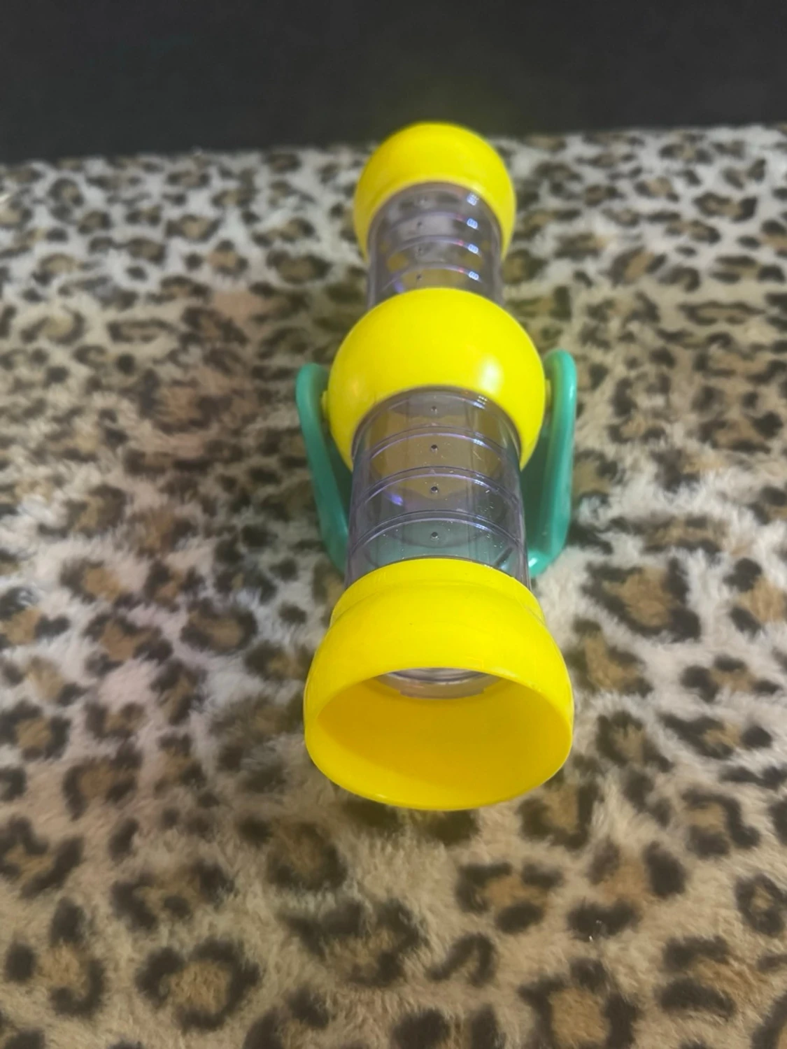 Färgglad plasttunnel för smådjur - 1