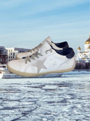 golden goose - Schystare golden, Skick 9/10, storlek 44. Skriv vid frågor