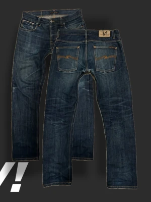 Nudie jeans - Rare redcast red selvedge Nudie Grim Tim jeans Size 31:32, mått midja: 41,5, yb: 104, benöpp: 18,5, ib:76  Good condition but has blowout in crotch Nice honeycomb, never washed.                          Dm me if you have any questions and follow me for better prices‼️