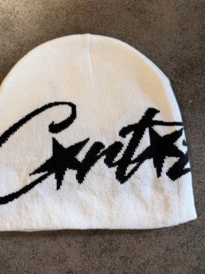 Cortiez mössa flera färger finns  - En stilig mössa i olika färger 