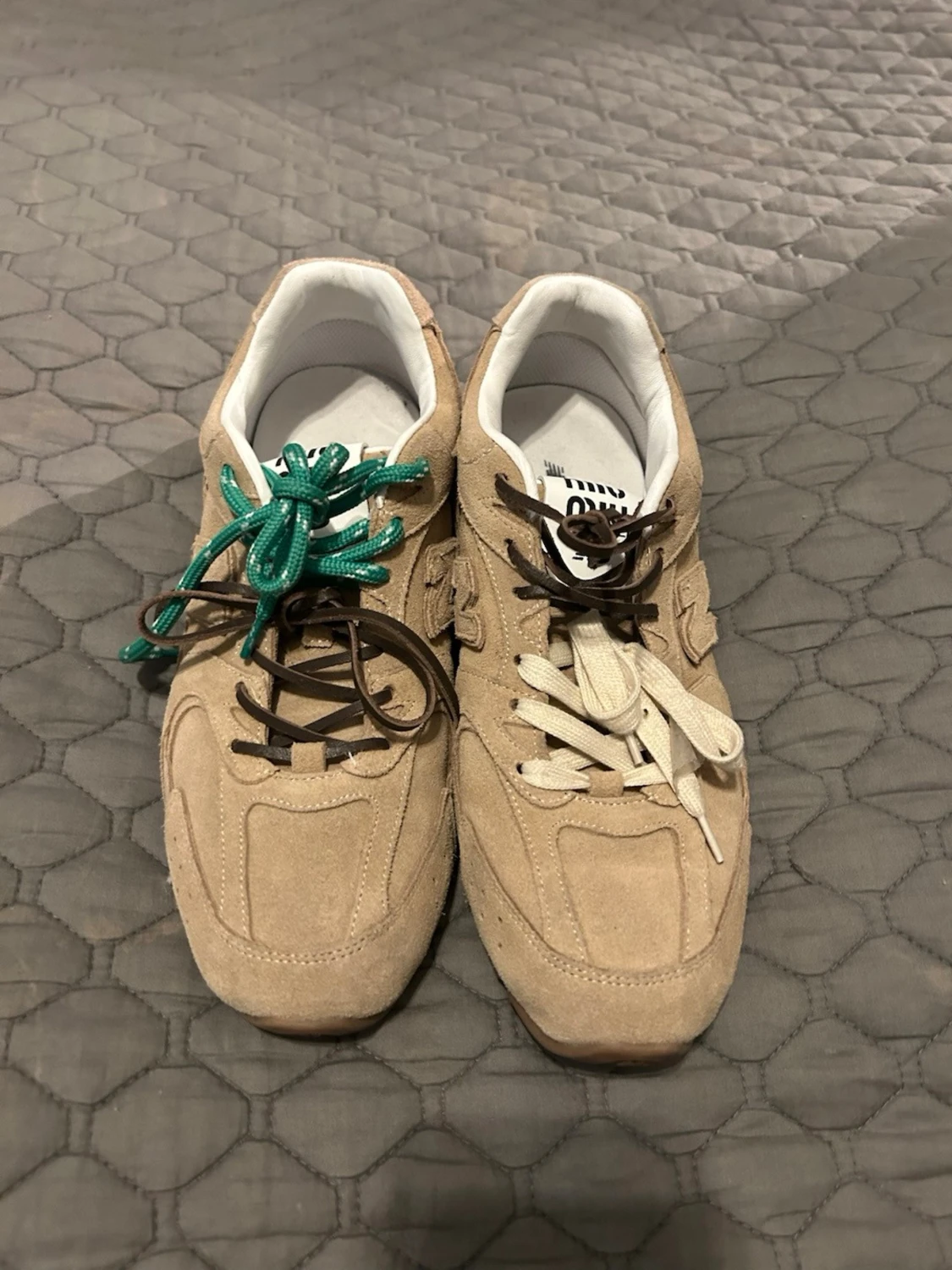 Beige sneakers 39  - 3