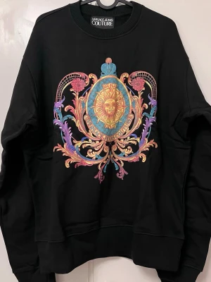 Tröja svart i storlek m - Oanvänd tröja i svart storlek M