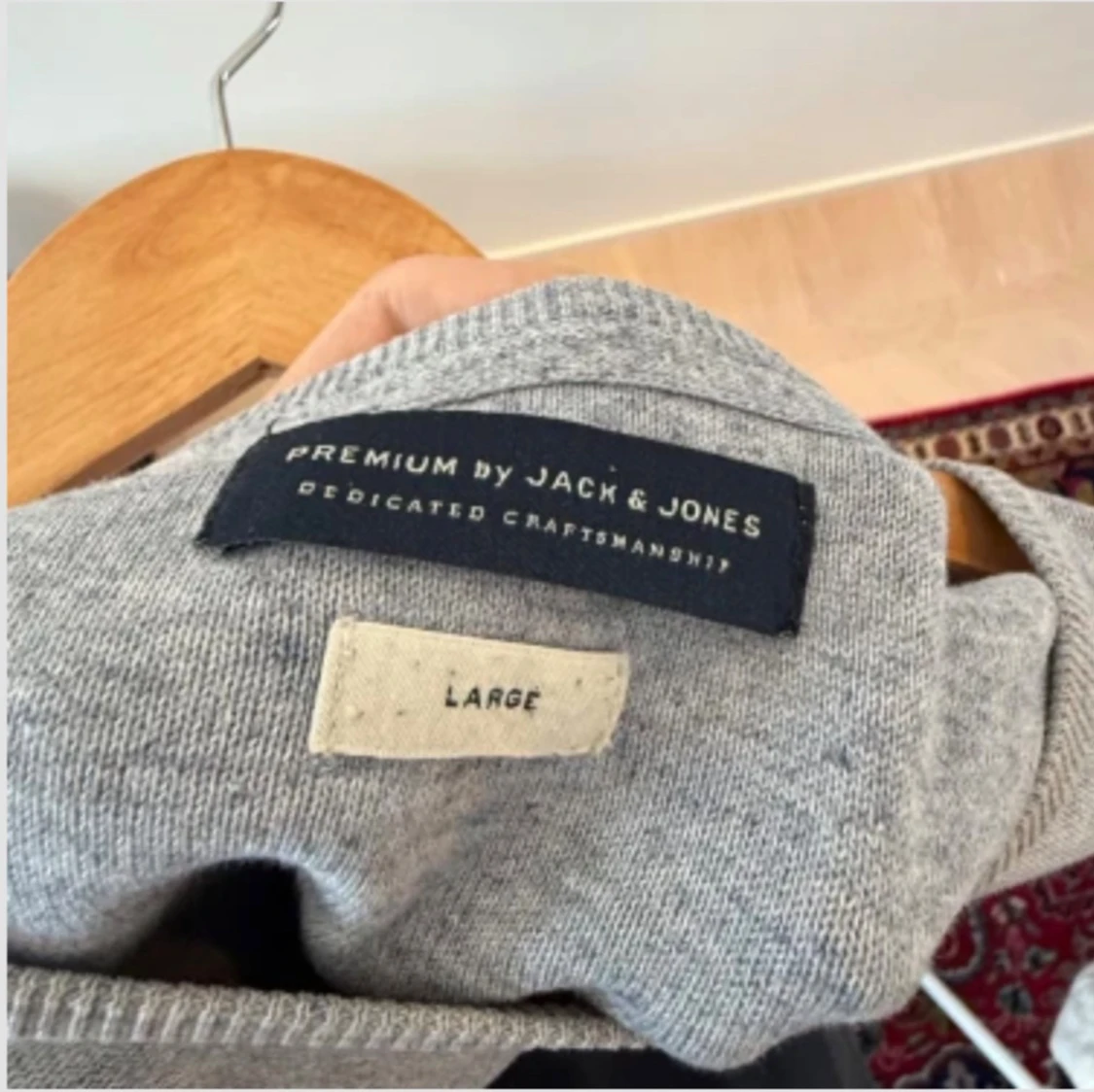 Grå sweatshirt  - 3