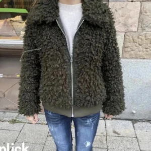 Grön teddyjacka - Så snygg teddyjacka från H&M🤍passar perfekt nu i höst