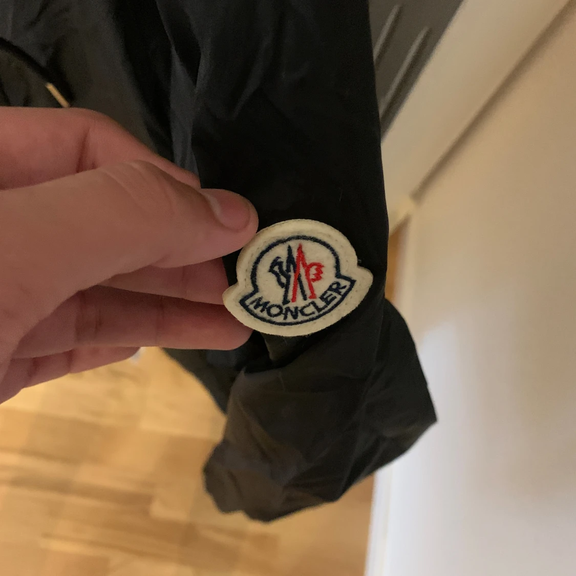 Svart vindjacka från Moncler - 2
