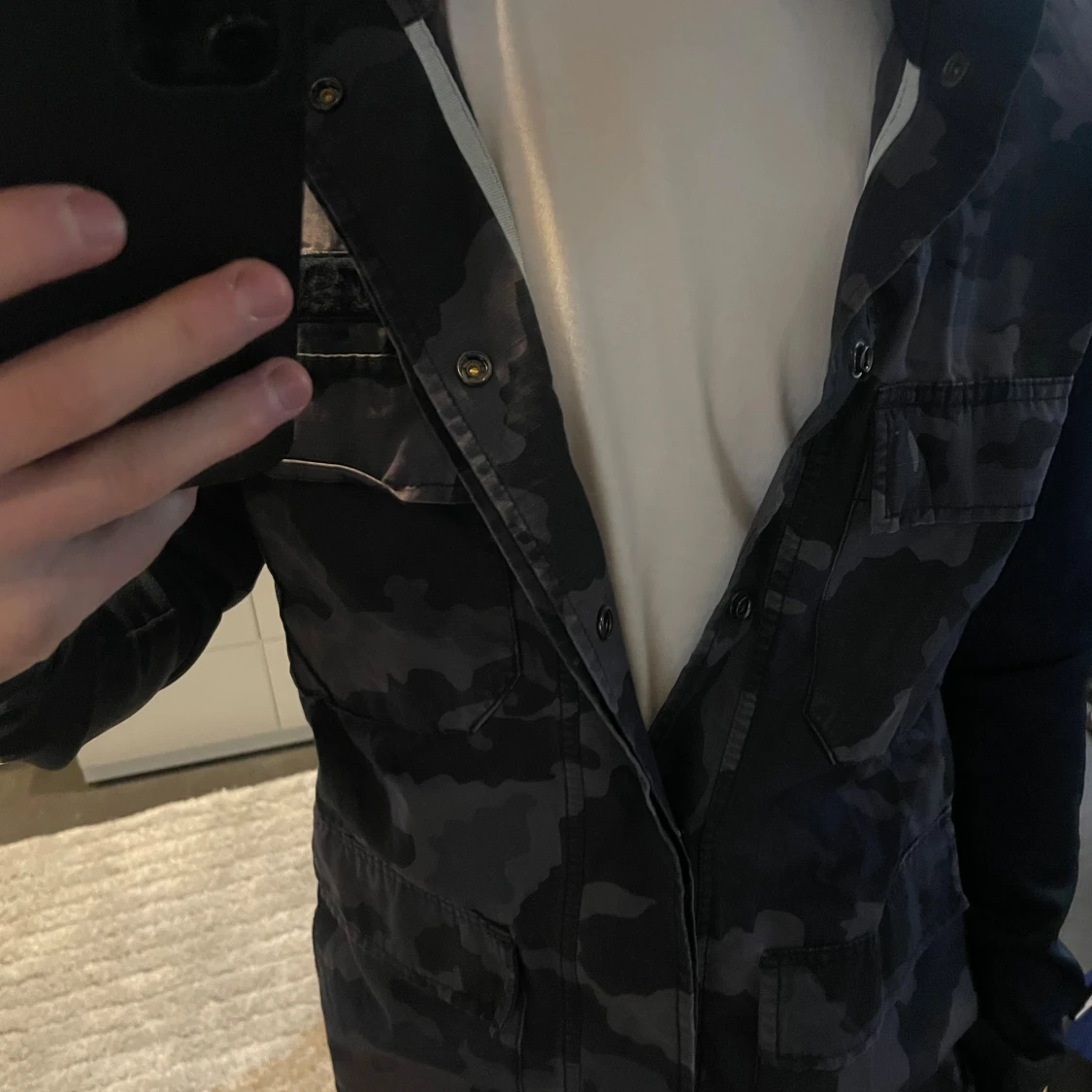 Nike camo fieldjacket i svart - 1