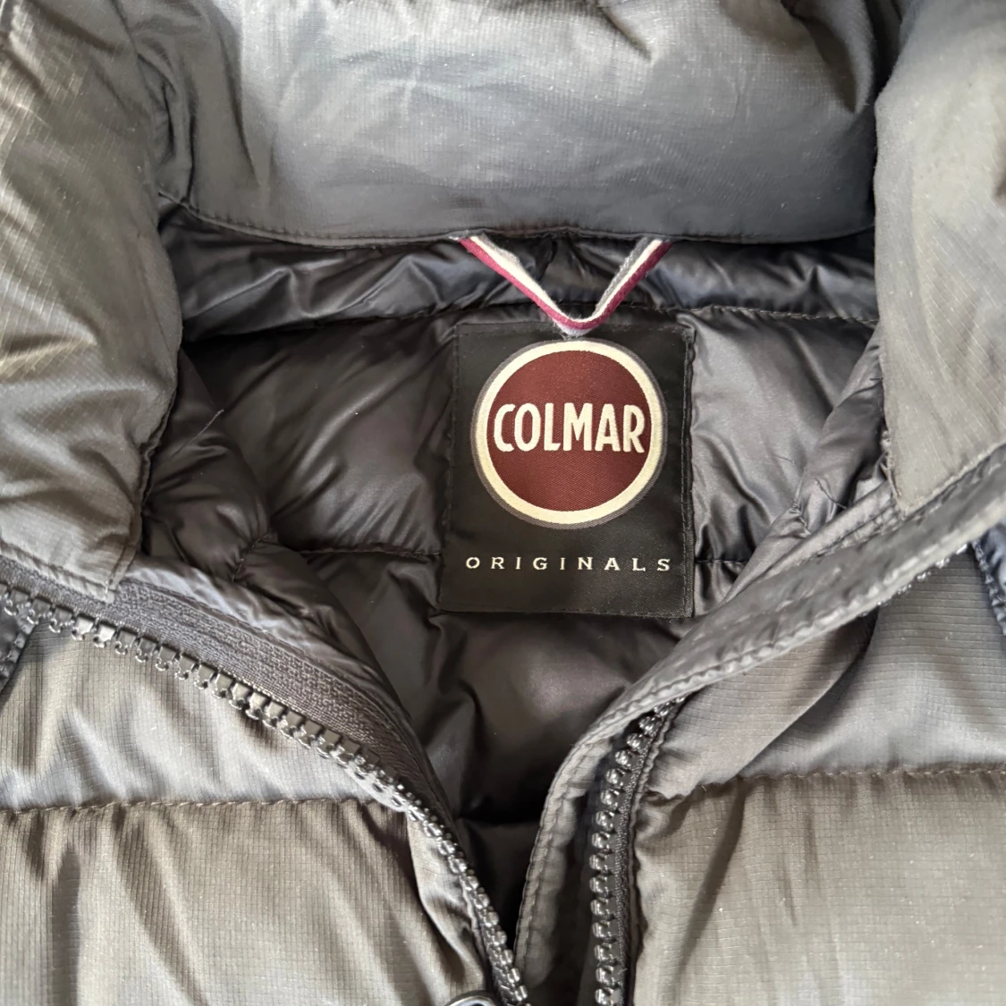  Mörk grön pufferjacka från Colmar - 3