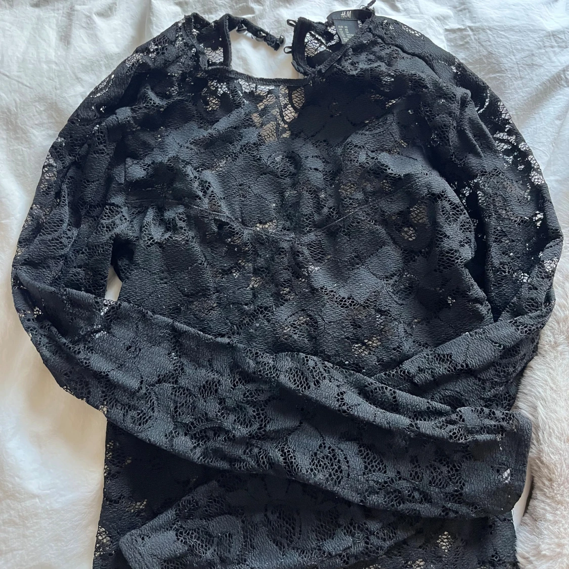 Svart spetsblus från H&M - 1