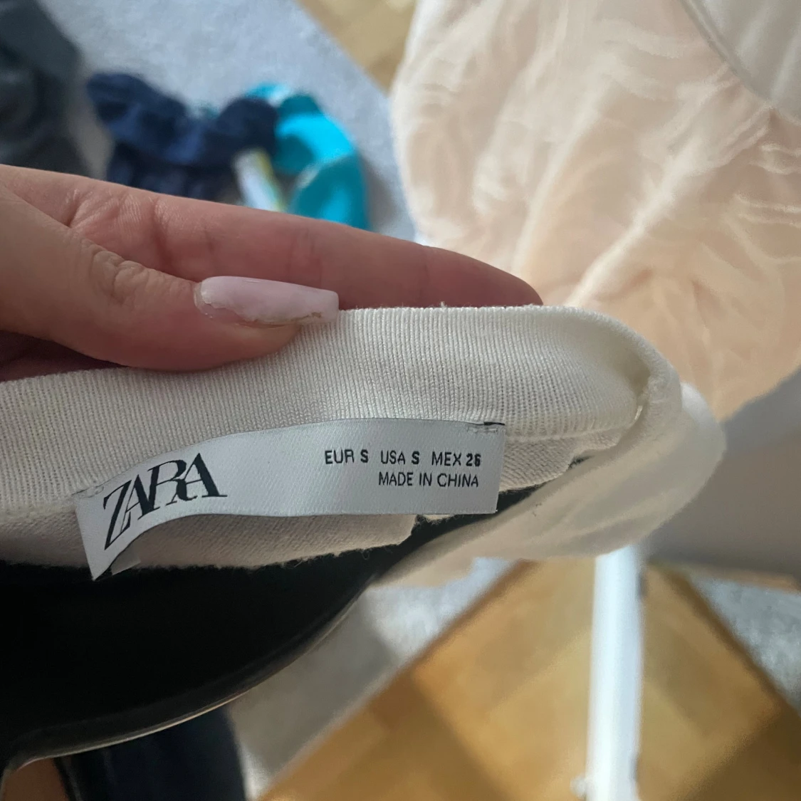 Vit stickad topp från Zara - 1