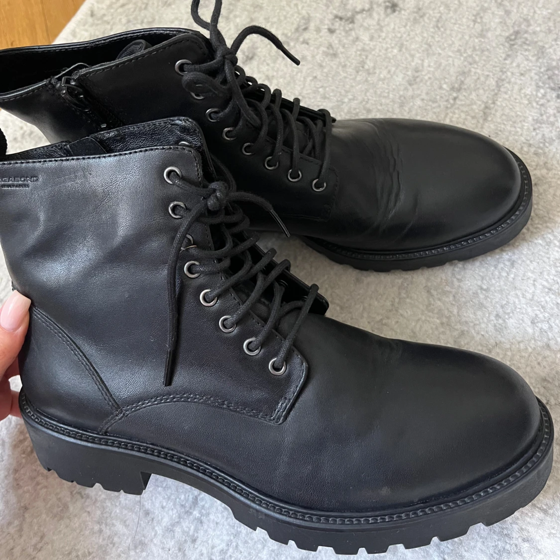 Svarta Vagabond Kenova i skinn - stl 38 - 2