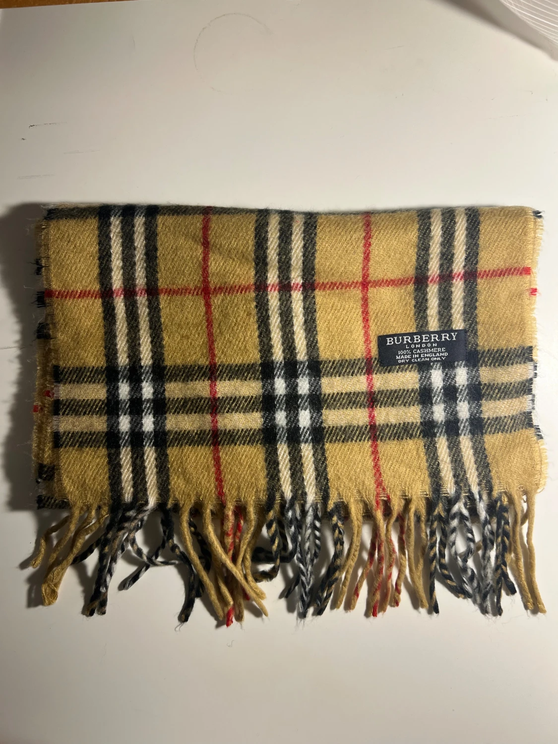 Rutig Burberry cashmere halsduk