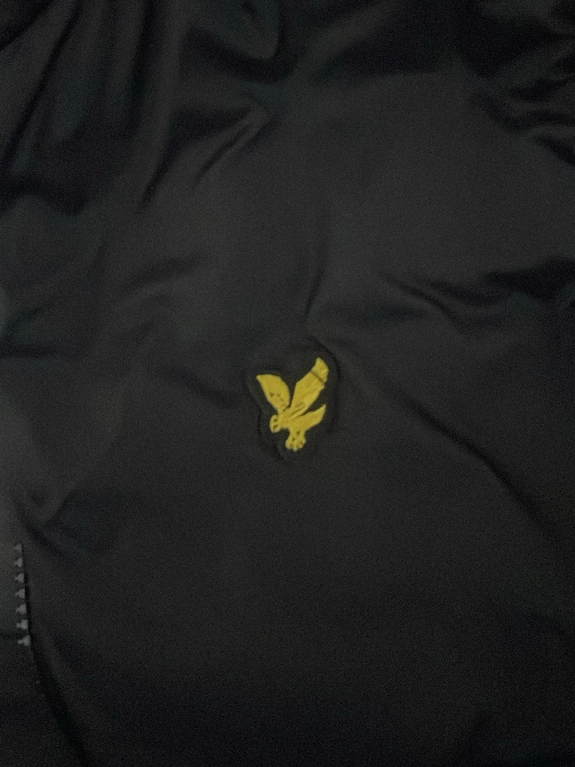 Svart dunväst från Lyle & Scott - 3