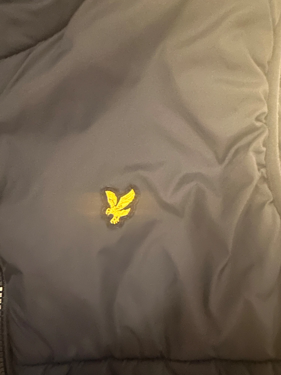 Mörkblå dunväst från Lyle & Scott - 2