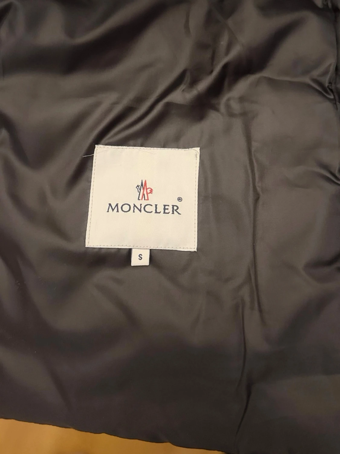 Moncler - 4
