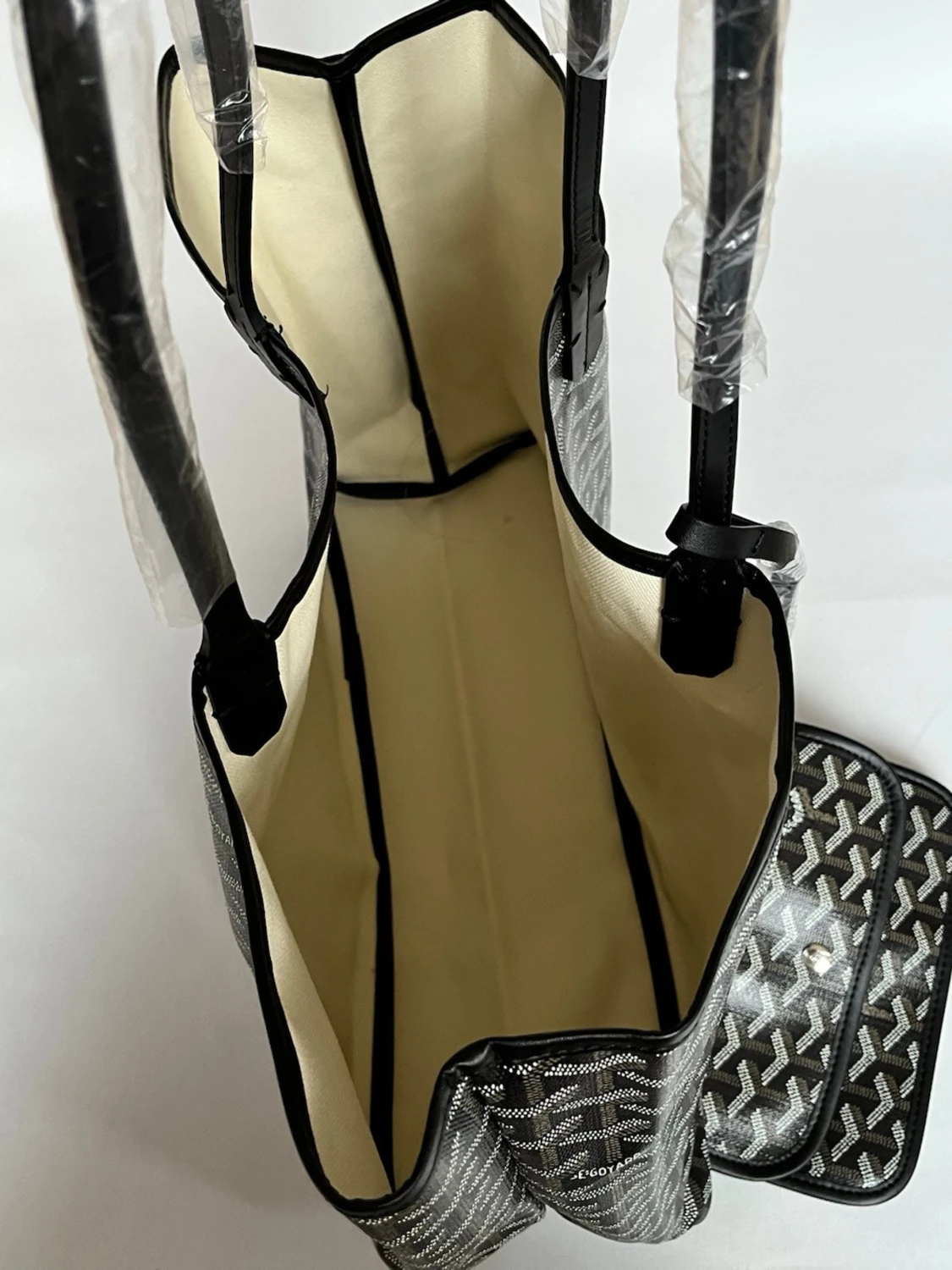 Svart shoppingväska med mönster - 2