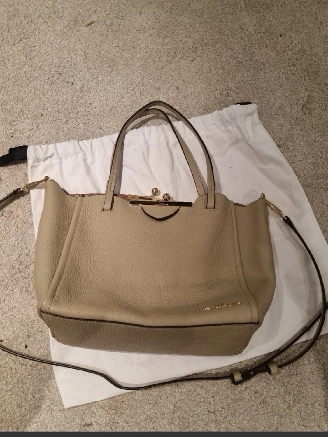 Beige handväska från Marc Jacobs - 2