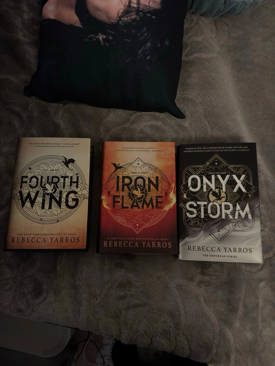 Empearyan av Rebecca Yarros - 3