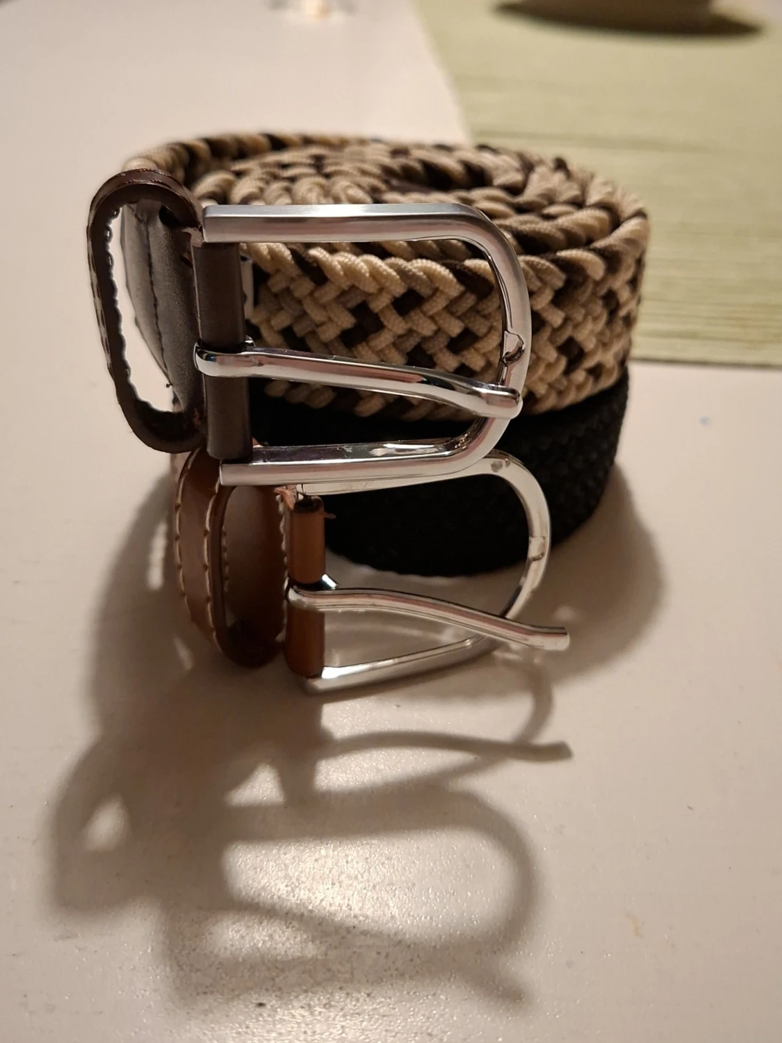 175 kr för båda 2!Flätat bälte från ONEWEAR och ett Från Kina