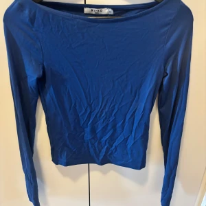 Långärmad topp - Helt oanvänd topp 