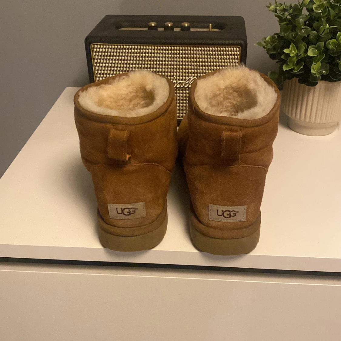 Uggs  - 3